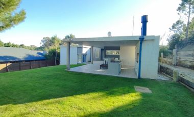 BARRIO DEPORTIVA 1 COSTA ESMERALDA ( Permuta)