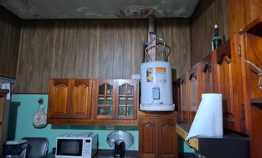 VENTA - Casa con local comercial, con cochera. Capitán Bermúdez, San Lorenzo.