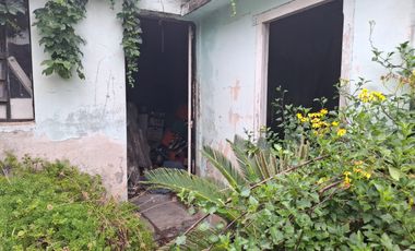 VENTA - Casa con local comercial, con cochera. Capitán Bermúdez, San Lorenzo.