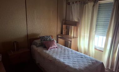 VENTA - Casa con local comercial, con cochera. Capitán Bermúdez, San Lorenzo.