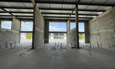 LOCALES COMERCIALES EN RENTA PARA SHOWROOM EN CENTRO SUR,  QUERÉTARO