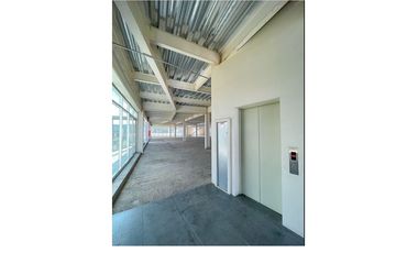 LOCAL EN RENTA EN PRIMER NIVEL EN LA ZONA DE CENTRO SUR, QUERÉTARO.