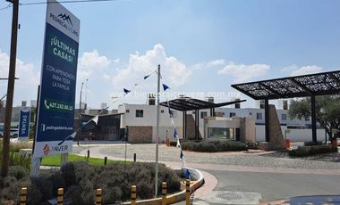 CASA EN RENTA EN SAN JUAN DEL RIO EN PEDREGAL DEL RIO LESLIE