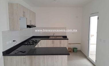 CASA EN RENTA EN SAN JUAN DEL RIO EN PEDREGAL DEL RIO LESLIE