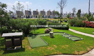 CASA EN RENTA EN SAN JUAN DEL RIO EN PEDREGAL DEL RIO LESLIE