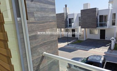 CASA EN RENTA EN SAN JUAN DEL RIO EN PEDREGAL DEL RIO LESLIE