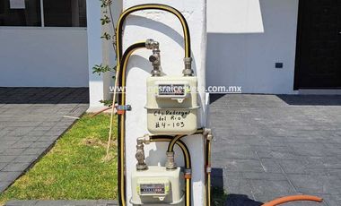 CASA EN RENTA EN SAN JUAN DEL RIO EN PEDREGAL DEL RIO LESLIE