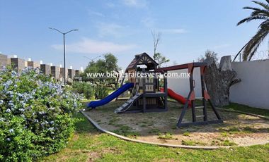 CASA EN RENTA EN SAN JUAN DEL RIO EN PEDREGAL DEL RIO LESLIE