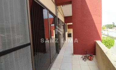 Alameda: Casa en esquina amplios espacios 4 recamaras.