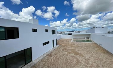 CASA EN VENTA EN MÉRIDA CON 1,043.96 M2 DE TERRENO EN DZITYÁ