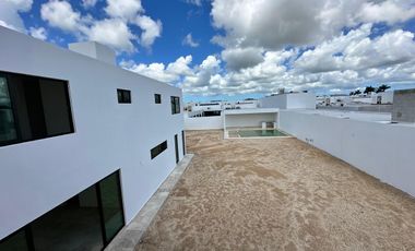 CASA EN VENTA EN MÉRIDA CON 1,043.96 M2 DE TERRENO EN DZITYÁ