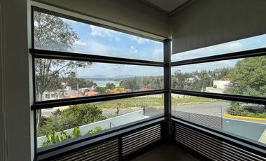 RESIDENCIA DE LUJO EN BOSQUES DEL LAGO