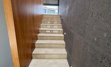 RESIDENCIA DE LUJO EN BOSQUES DEL LAGO