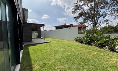 RESIDENCIA DE LUJO EN BOSQUES DEL LAGO