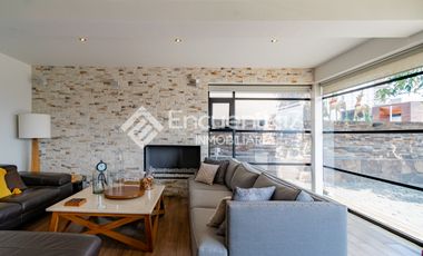 Casa en Cerrada La Cañada, dentro de Bosque Real