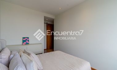 Casa en Cerrada La Cañada, dentro de Bosque Real