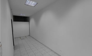 Se arrienda local comercial Las Esmeraldas Itagüí