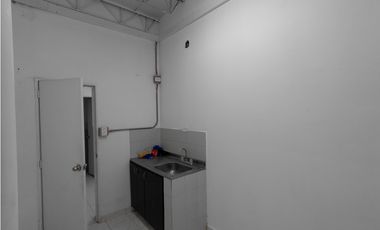 Se arrienda local comercial Las Esmeraldas Itagüí