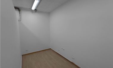 Se arrienda local comercial Las Esmeraldas Itagüí