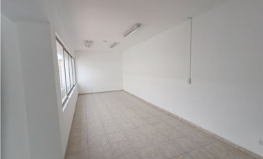Se arrienda local comercial Las Esmeraldas Itagüí