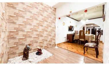 Casa de dos pisos en venta - Barrio Las Américas | Palmira, Valle