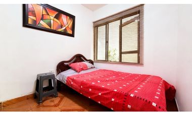 Casa de dos pisos en venta - Barrio Las Américas | Palmira, Valle