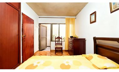 Casa de dos pisos en venta - Barrio Las Américas | Palmira, Valle