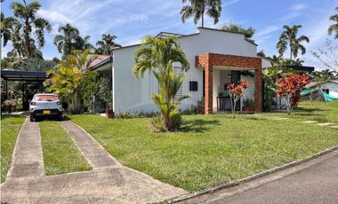 SE ALQUILA HERMOSA CASA CAMPESTRE SECTOR CERRITOS LA VIRGINIA PEREIRA