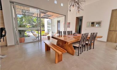 SE ALQUILA HERMOSA CASA CAMPESTRE SECTOR CERRITOS LA VIRGINIA PEREIRA