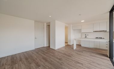 ARRIENDO APARTAMENTO EN EL POBLADO, SECTOR LALINDE (PARMA)