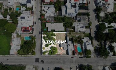 Terreno en venta, San Antonio Cinta, Mérida, Yucatán. En esquina, 1,130.50 m² (34.30m x 33.25m)