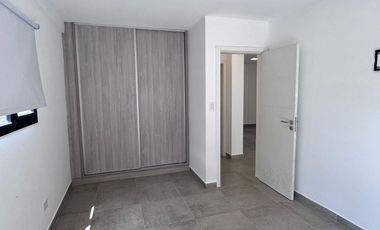 VENTA DEPTO SAN BERNARDO COCHERA CUBIERTA A ESTRENAR