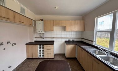 Casa en arriendo en PUERTO VARAS