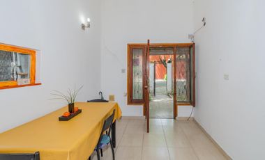 Casa de 2 ambientes con patio en Venta en Saavedra