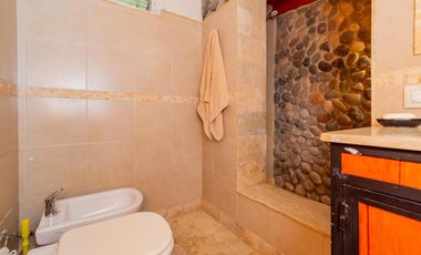 Casa de 2 ambientes con patio en Venta en Saavedra