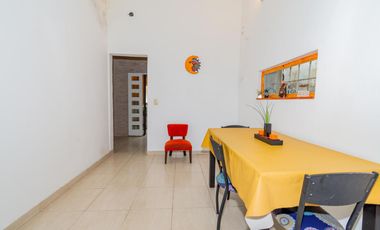 Casa de 2 ambientes con patio en Venta en Saavedra