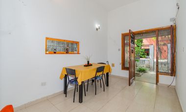 Casa de 2 ambientes con patio en Venta en Saavedra