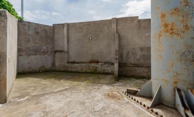 Casa de 2 ambientes con patio en Venta en Saavedra