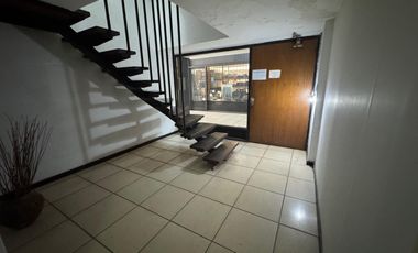 Luminoso monoambiente en Acassuso sobre Libertador