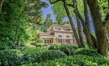 Excelente casa en la mejor zona de Las Lomas de San Isidro.