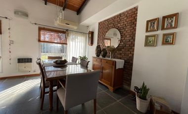 VENTA - Casa - Los Pinos, Granadero Baigorria