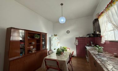 Casa tres ambientes cochera wilde en venta