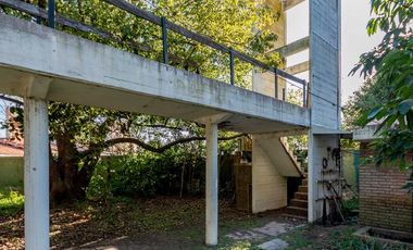 VENTA - Casa - 4 Dormitorios, casa para caseros, quincho y piscina - Funes, Santa Fe. APTA CREDITO