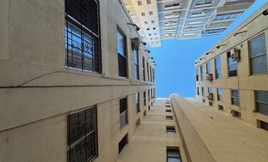 DEPARTAMENTO 4 AMBIENTES CATEGORÍA, AL FRENTE CON COCHERA Y PATIO PROPIO