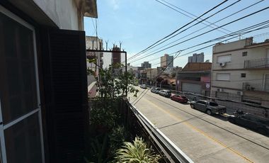 PH de tres ambientes a la venta en Wilde