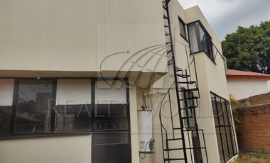 Oficinas en Renta en Prados Agua Azul