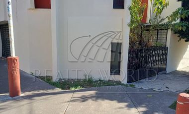 Oficinas en Renta en Prados Agua Azul