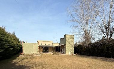 Venta - Casa - Barrio Parque Exaltacion - Exaltación de la Cruz