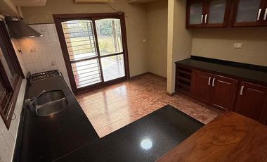 Venta - Casa - Barrio Parque Exaltacion - Exaltación de la Cruz