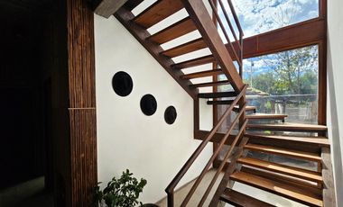 Espectacular Casa en Haras Santa Maria.-